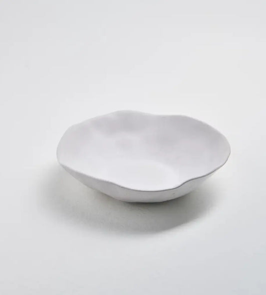 Assiette creuse blanche en céramique fait-main - maison bloom concept