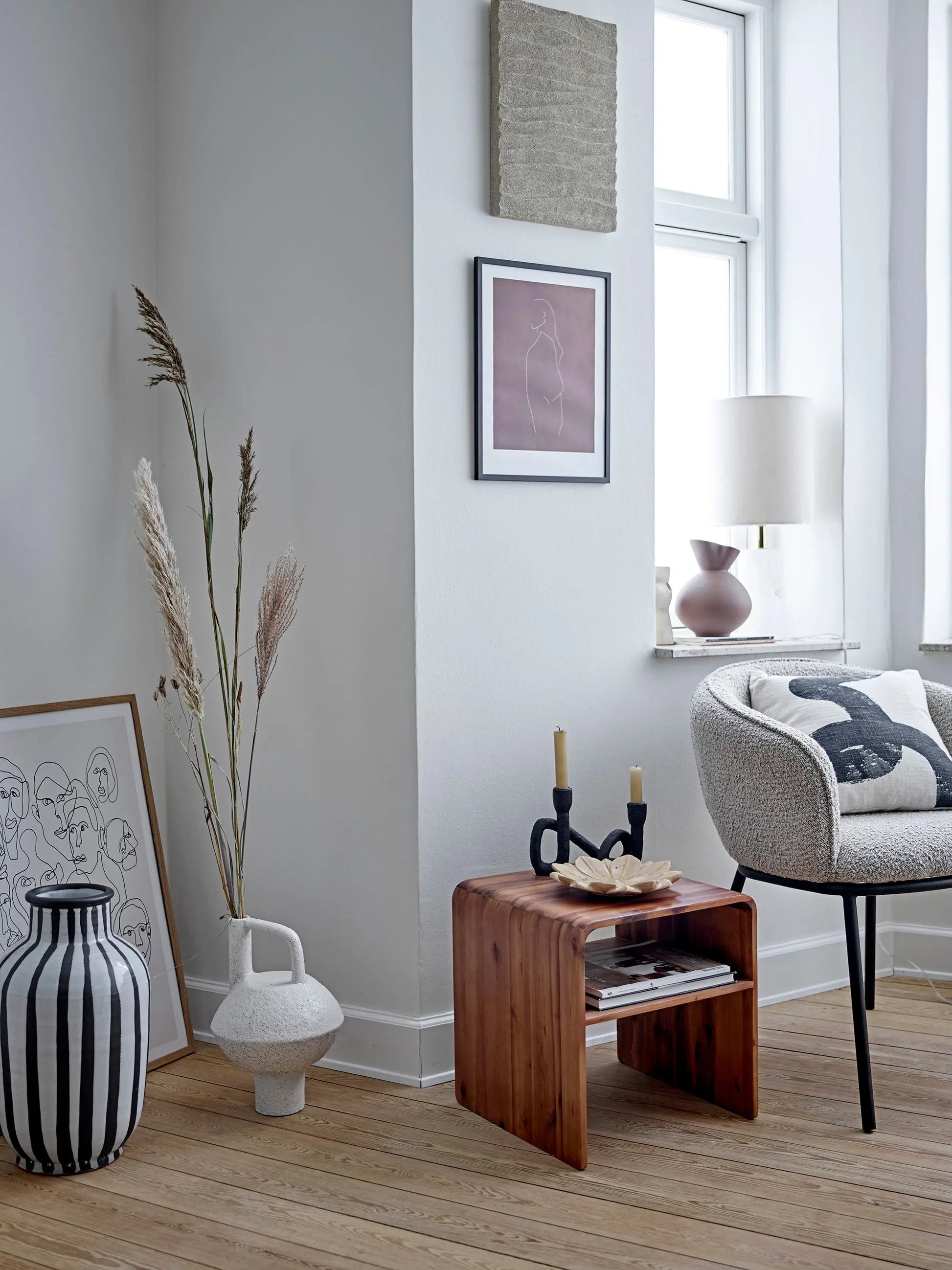 Vase à rayures blanches et noires - BURTON - maison bloom concept