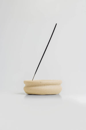 Porte-encens en céramique fait-main sable - LYOT - maison bloom concept